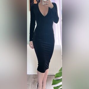 Good American Black Velvet Dress
